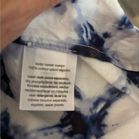 Tommy Hilfiger Blue and White Women's Button-Up Top sz Large - Picture 6 of 6